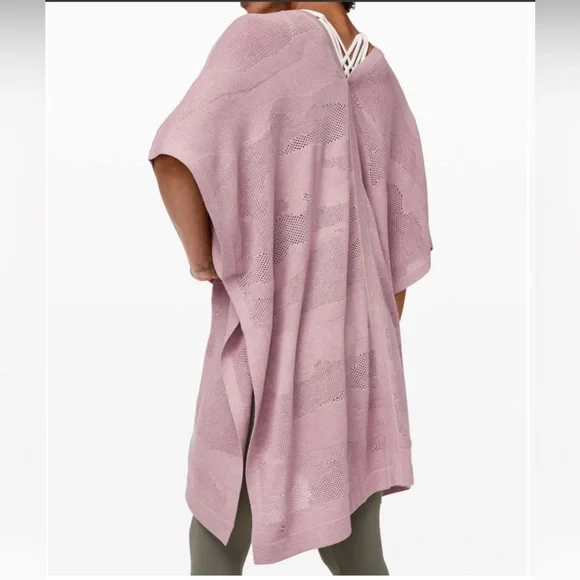 Lululemon Find Your Light Wrap- One Size 
Heathered Vintage Mauve - Picture 2 of 9